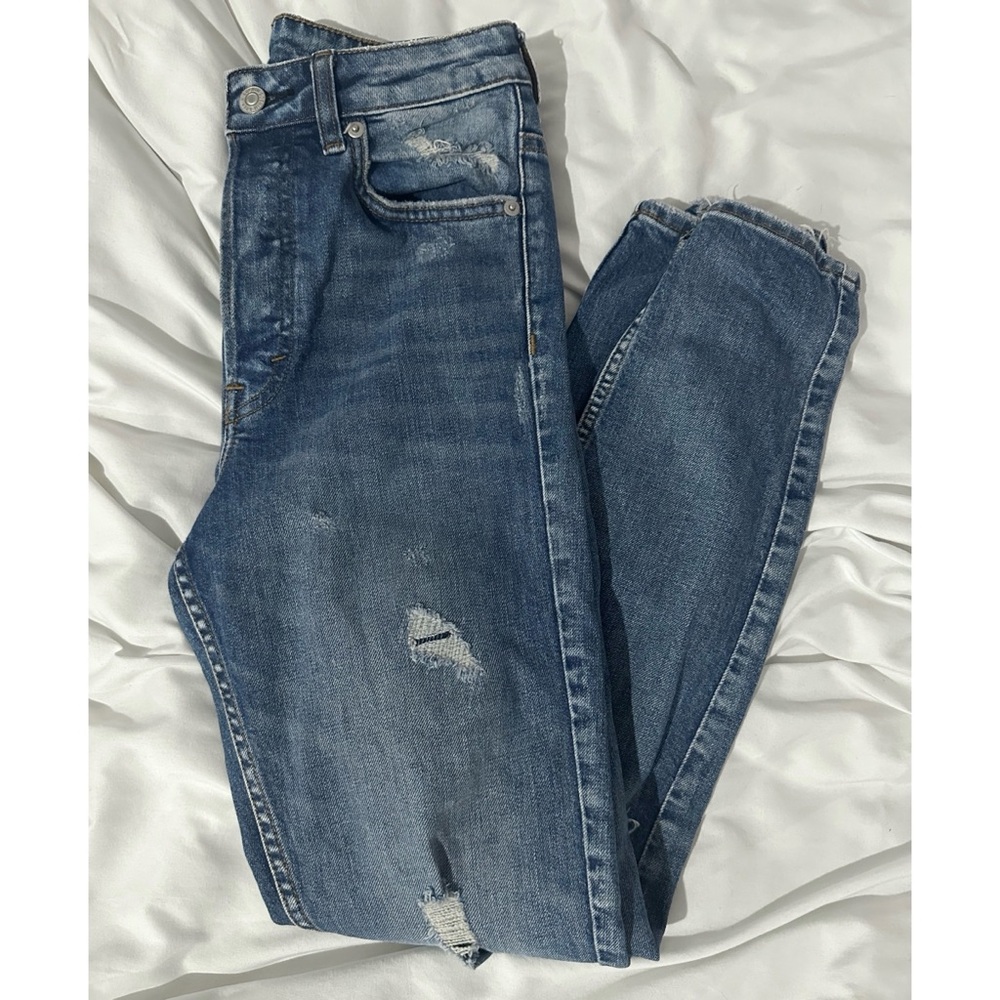 H&M Vintage Distressed Denim Skinny Jeans